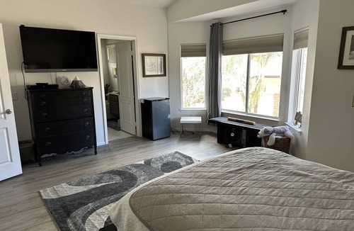 Palmdale Resort | Private room ∙ 2 guests