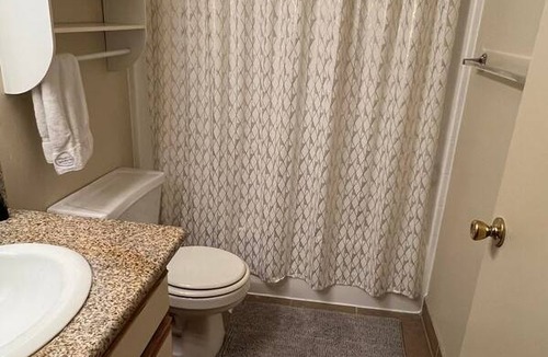 Burbank Resort | Private room ∙ 2 guests