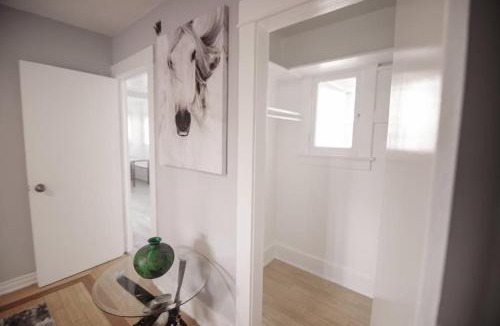 Wilshire House | Private Room in East Hollywood