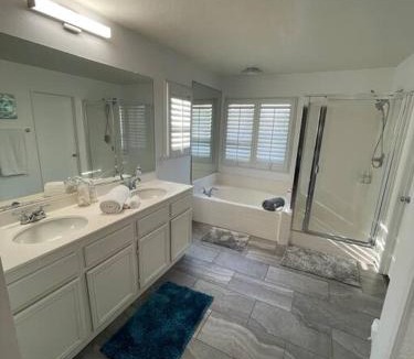 Murrieta Villa | Private room