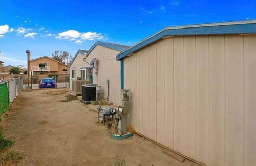 Lancaster House | Private room with shared bath/kitchen! Affordable and convenient!