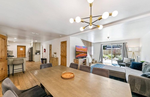 North Upper Truckee House | Private Sauna and Hot Tub, Game Room, 10 Guests + Extra Kids 5 Years Old and Younger, Pet Friendly