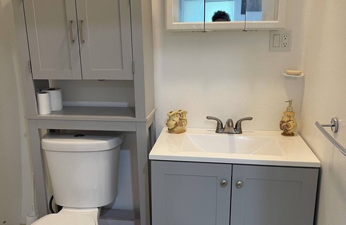 Canyon Country House | Private & Spacious unit with fruit trees in the front, private entrance