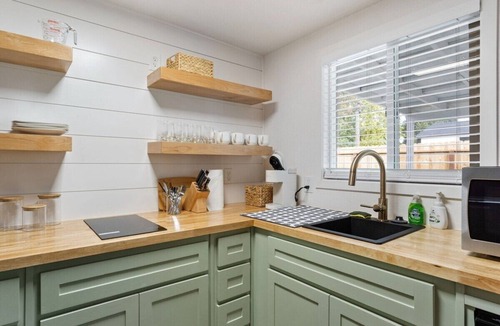 Tower District House | Private Studio/Guest House