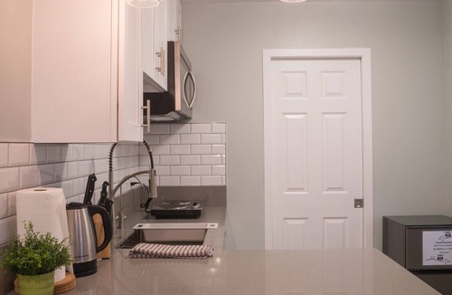 Pasadena House | Private Studio - Quiet & Convenient in Pasadena
