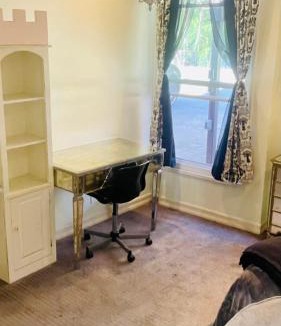 Encino House | Private Studio Style View Pool Big Estate Oasis Extra Fee 4 Guest Clea-ning Pet WOMEN ONLY