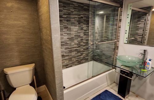 Glendale Apartment | Private Studio w/Full Bath, Glendale GEM