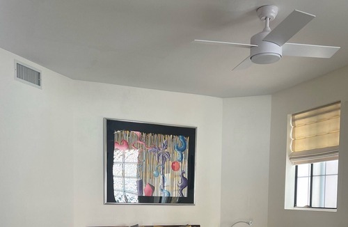 Silver Strand House | Private stylish room - 3 blocks from the beach.