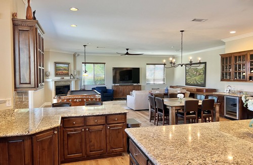 Temecula House | Private Wine Country Estate -6 Acres-Pool-Pickle Ball- 16 Hole Golf Pitch & Putt
