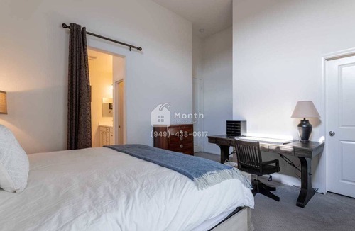 Glendora House | Prized Getaway on W Rte 66