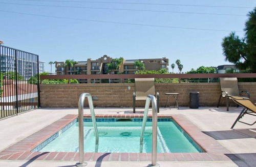 Beverly Grove Condo | Professionally cleaned , Luxury, Location, Amenities and Views