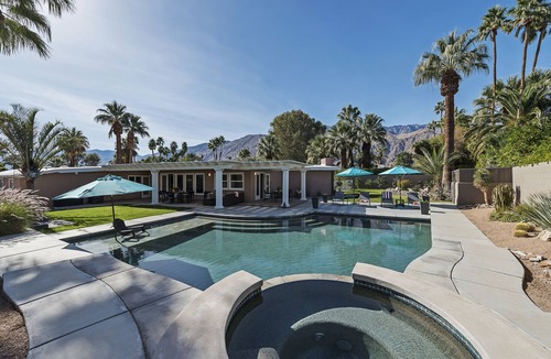 El Mirador House | PS Retreat: Amazing Outdoor Living and Stunning Views. The Ideal PS Retreat