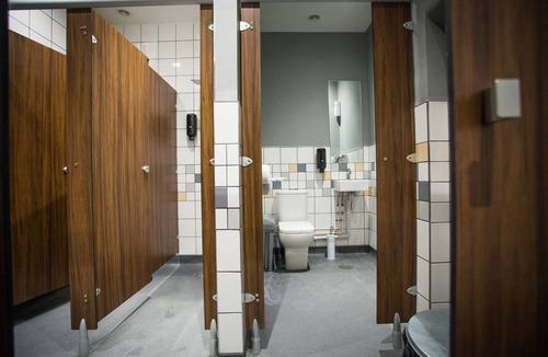 Shaftesbury Hostel | PubLove @ The Crown, Battersea - Hostel