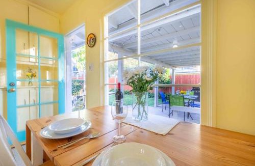 Beach Barber Tract House | PuertAzul