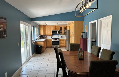Goleta House | Quaint 4-bedroom house in Goleta Walk to beach, Perfect for visiting professors.
