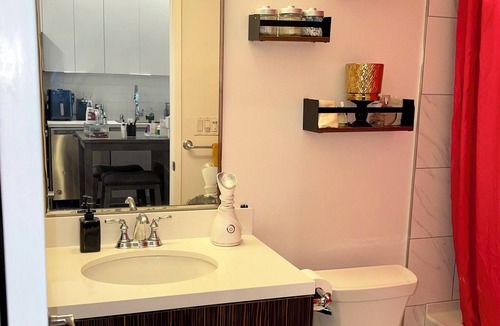Glendale Apartment | Quaint Small 1BDR W/Rooftop