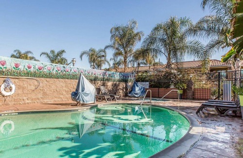 Hemet Hotel | Quality Inn Hemet - San Jacinto