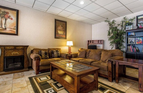 Barstow Hotel | Quality Inn On Historic Route 66
