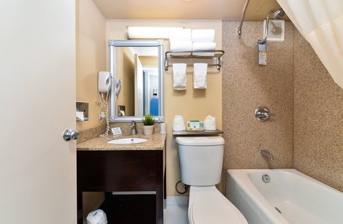 South Montebello Hotel | Quality Inn & Suites Montebello - Los Angeles