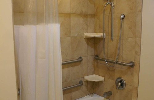 Anaheim Resort Hotel | Queens Inn Anaheim