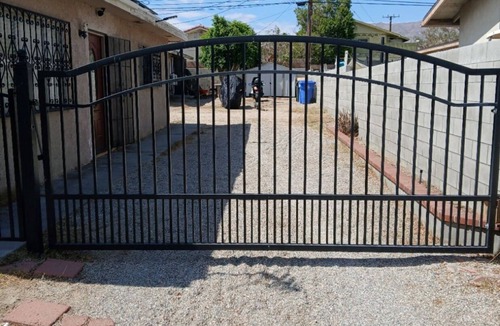 Desert Hot Springs House | Quiet and comfortable RV Parking in Desert Hot Springs with all the amenities