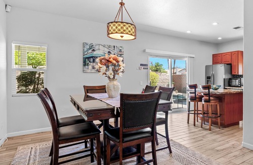 Desert Park Estates House | Quiet and peaceful Retreat. If u like things quiet and peaceful city ID 4132