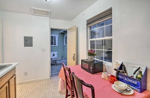 Dimond Apartment | Quiet garden cottage 15 min to UCB, SF, OAK