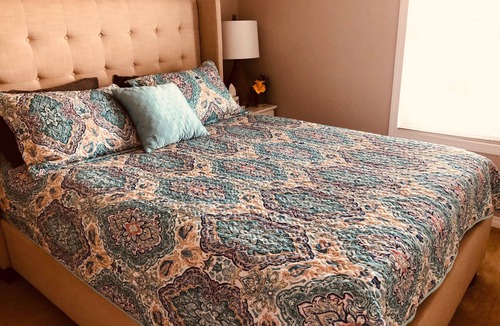Bonsall House | Quiet Guest Home With Beautiful Views +Heated Pool and jacuzzi!