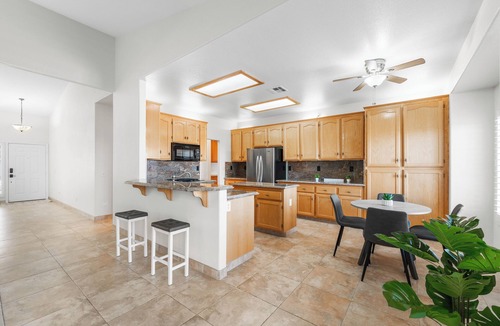 Palmdale House | Quiet home in West Palmdale Hills W/Pool