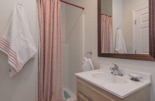 Los Angeles Apartment | QUIET ROOM 10 MINUTES FROM DOWNTOWN LA