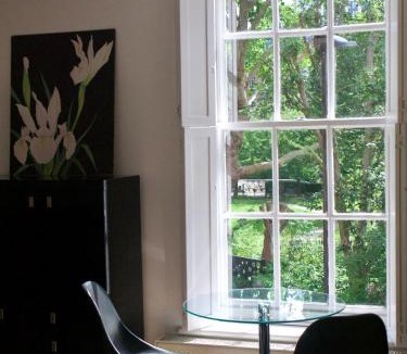 Bunhill Apartment | Quiet, roomy 1BR flat in city centre - 5 mins from tube