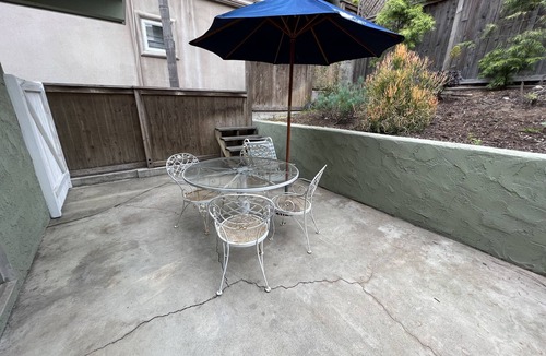 Hermosa Beach House | Quiet So Cal Beach Property that's Close to Everything