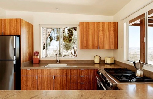 Panorama Heights Cabin | Radziner Modernist Cabin By Homestead Modern