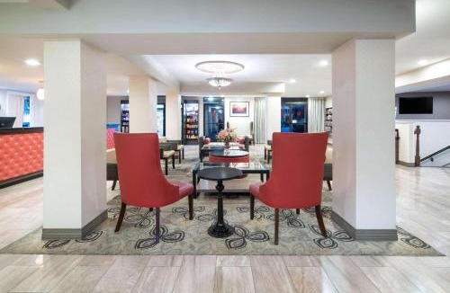Burbank Hotel | Ramada by Wyndham Burbank Airport