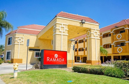Ontario Hotel | Ramada by Wyndham Ontario