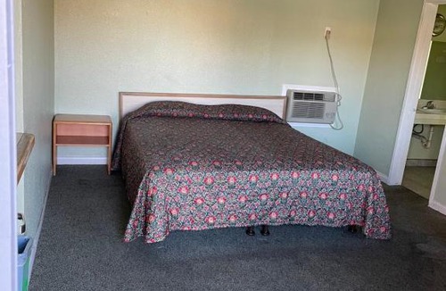 Hemet Hotel | RAMONA MOTEL