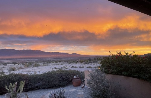 Borrego Springs House | Rams Hill home with beautiful easterly views!