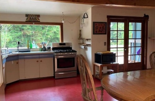 Cleone House | Ranch home w/hot tub in the Mendocino Redwoods. Pet- & family-friendly.