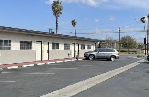 Ontario Hotel | Rancho Motel