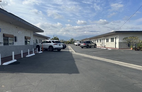 Ontario Hotel | Rancho Motel