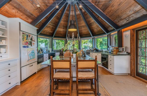 Belvedere Tiburon House | Rapunzel's Story Book Home Away-from-Home