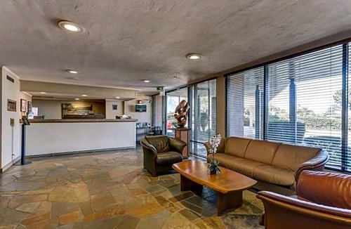 Munras Avenue Hotel | Red Lion Hotel Monterey