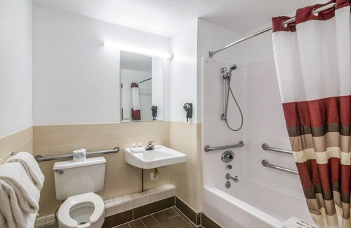 Palmdale Hotel | Red Roof Inn Palmdale - Lancaster