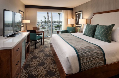 South Redondo Hotel | Redondo Beach Hotel, Tapestry Collection by Hilton