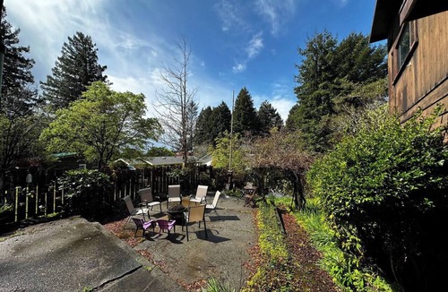 Arcata House | Redwood house (1 block from HSU)