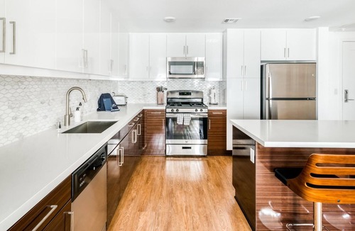 Glendale Apartment | Refined 1BR in Glendale with Tons of Amenities