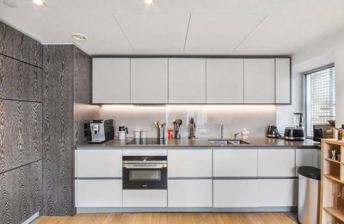 Queenstown Apartment | Refined Luxury 2B2B Home – right next to Battersea Power Station