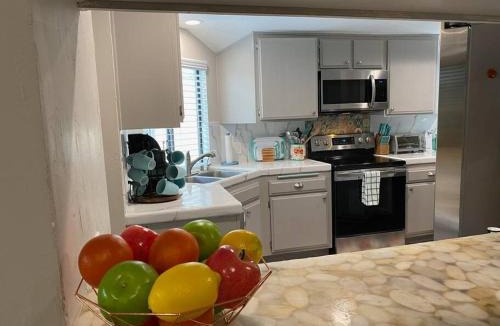 La Jolla Heights House | Relax @CercaDelPlaya: .7mi to the Beach! 4BR/2.5BA