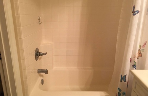Costa Mesa Condo | Relax in Resort Style Condo near Airports/Beaches/Disneyland