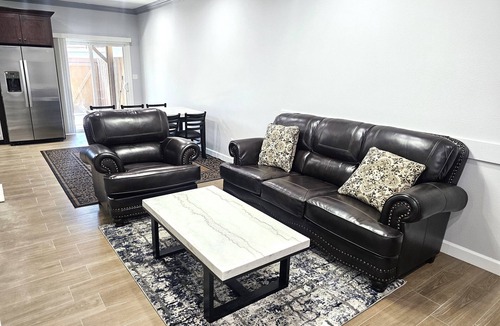 Hermosa Village Condo | Relax & Restful 3miles to Disneyland